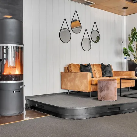 Robukta Lodge L Jacuzzi L Sauna L Table Tennis-2